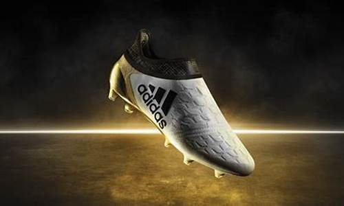 adidas新足球鞋_adidas的足球